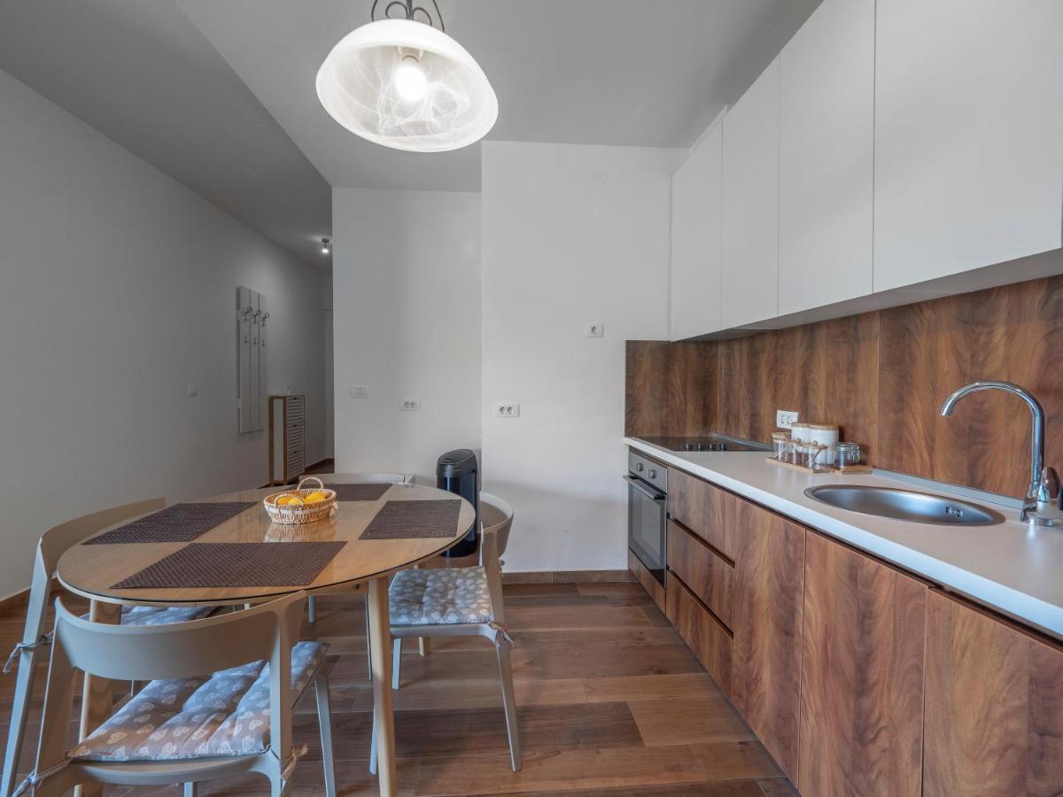 Apartments Garden Azure Budva Exterior photo